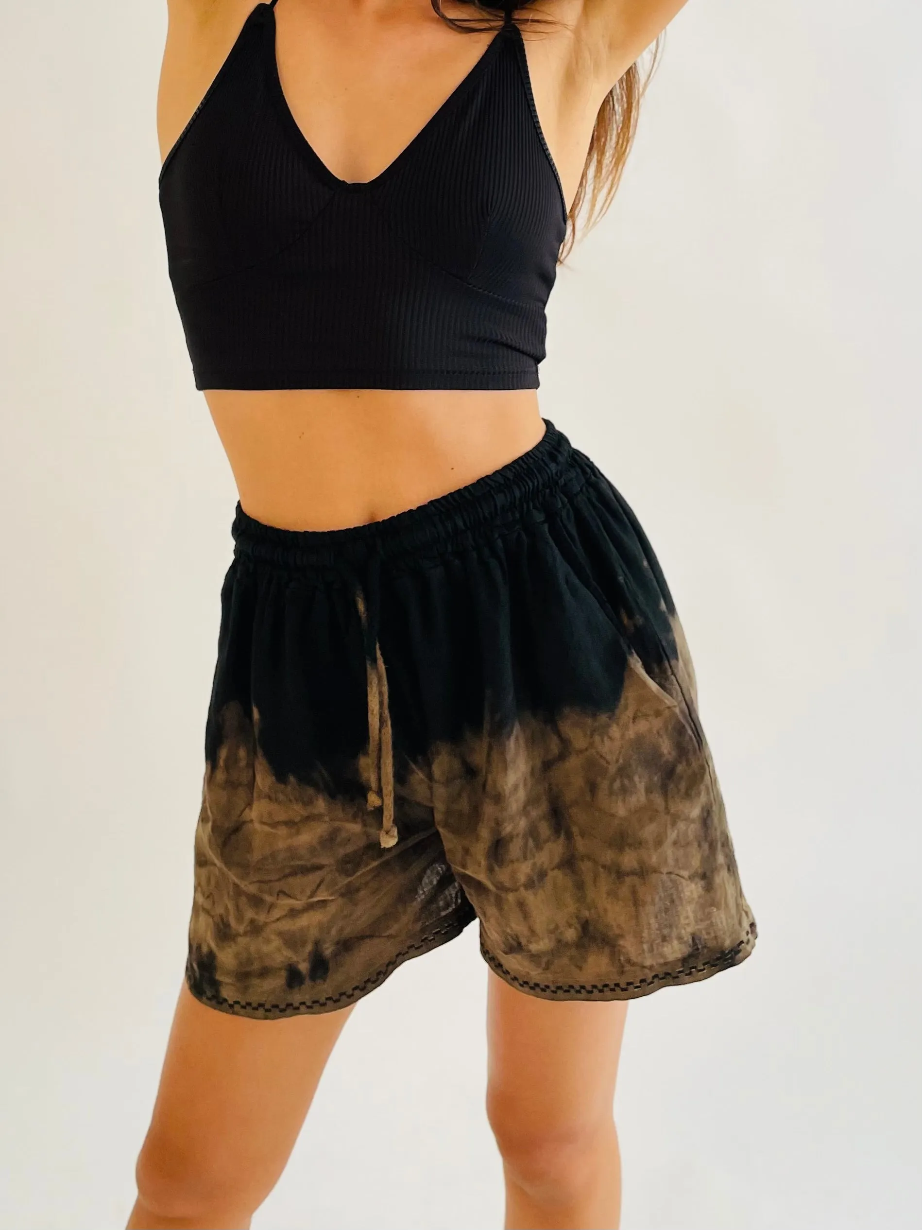 Breezy Summer Shorts -Black