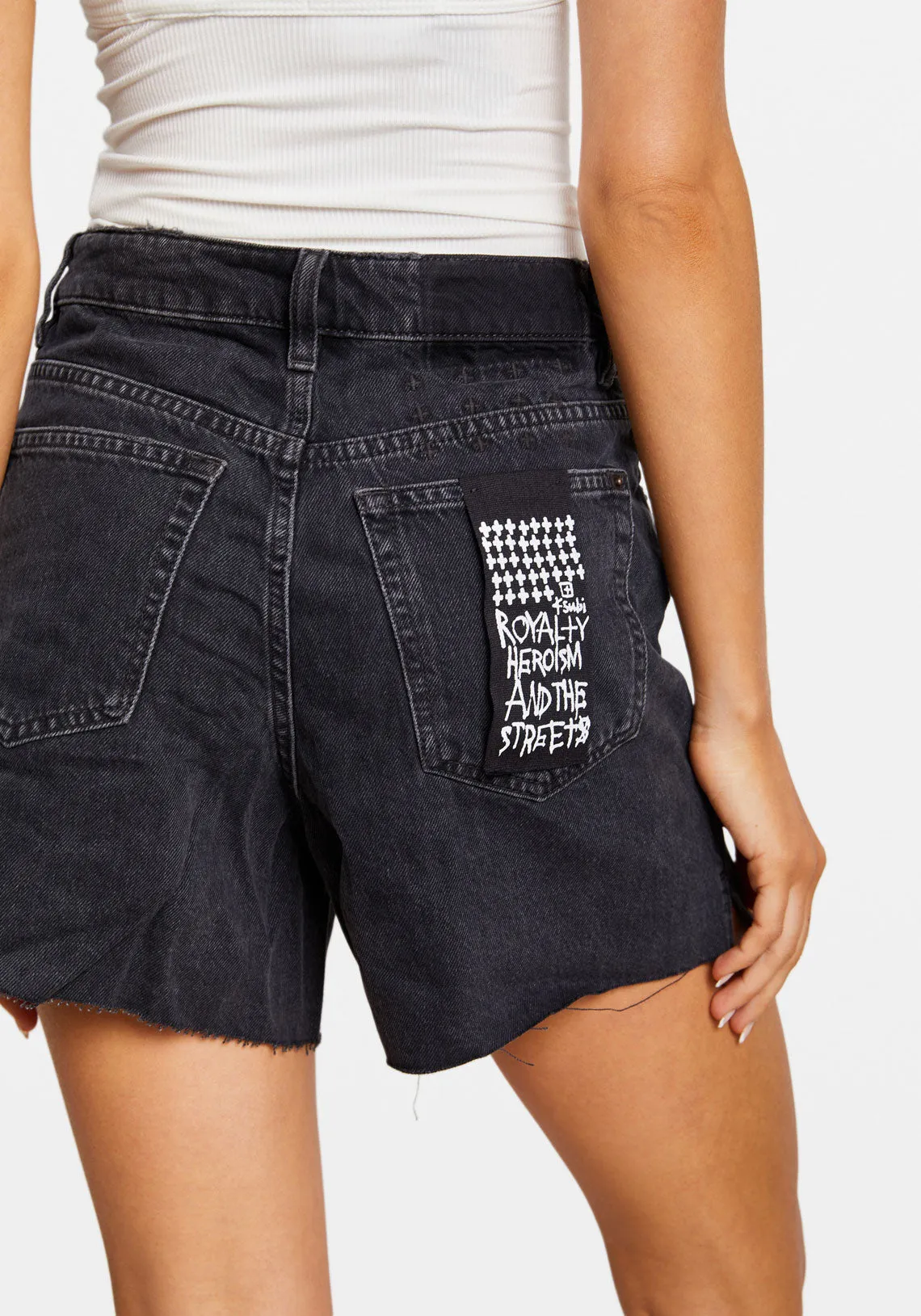 HI LINE SHORT WASHED BLACK