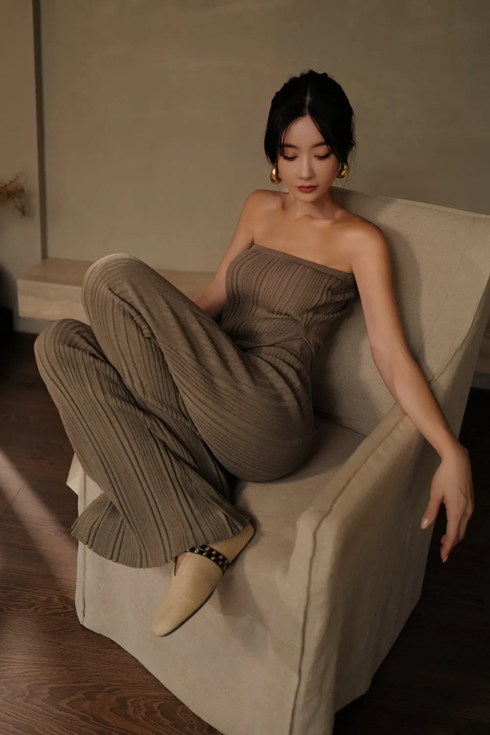 坑條針織長腿喇叭褲<br>Wide Ribbed Knit Flare Pants