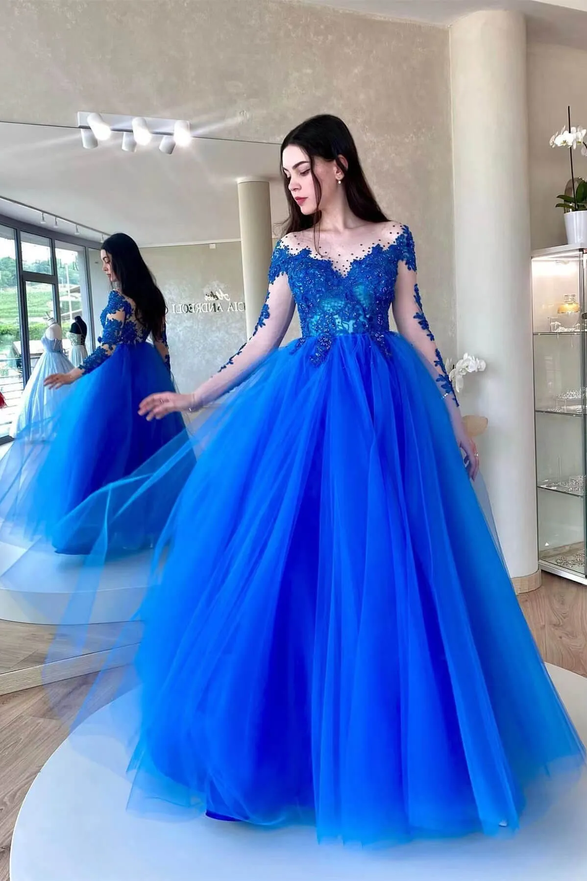 Royal Blue Long A-line Sweetheart Tulle Prom Dress with Sleeves