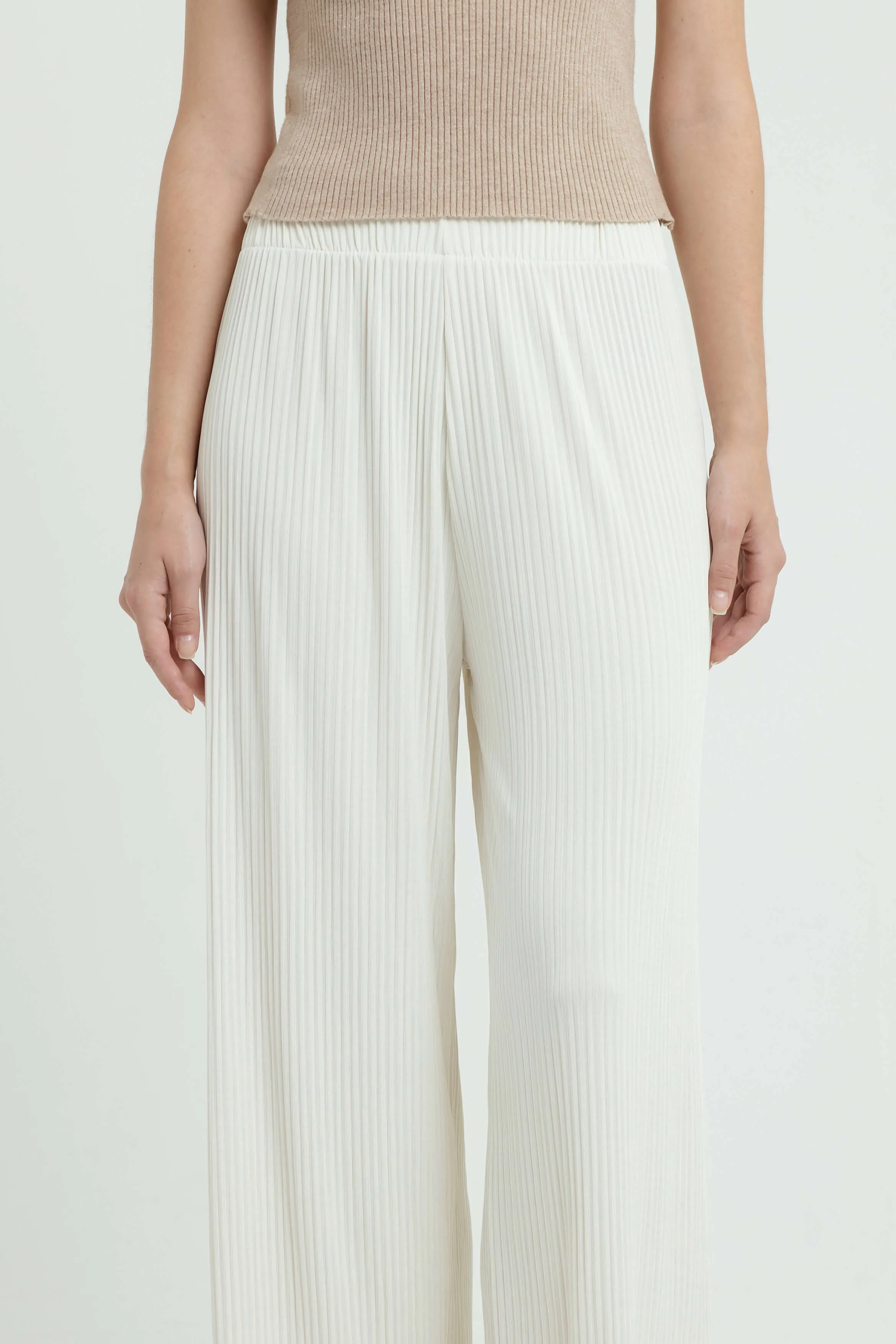 White Easy Pleated Pants